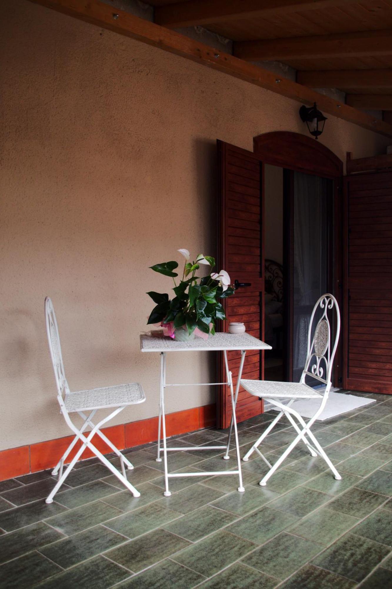Domuseo Bed & Breakfast Quartucciu Exterior photo